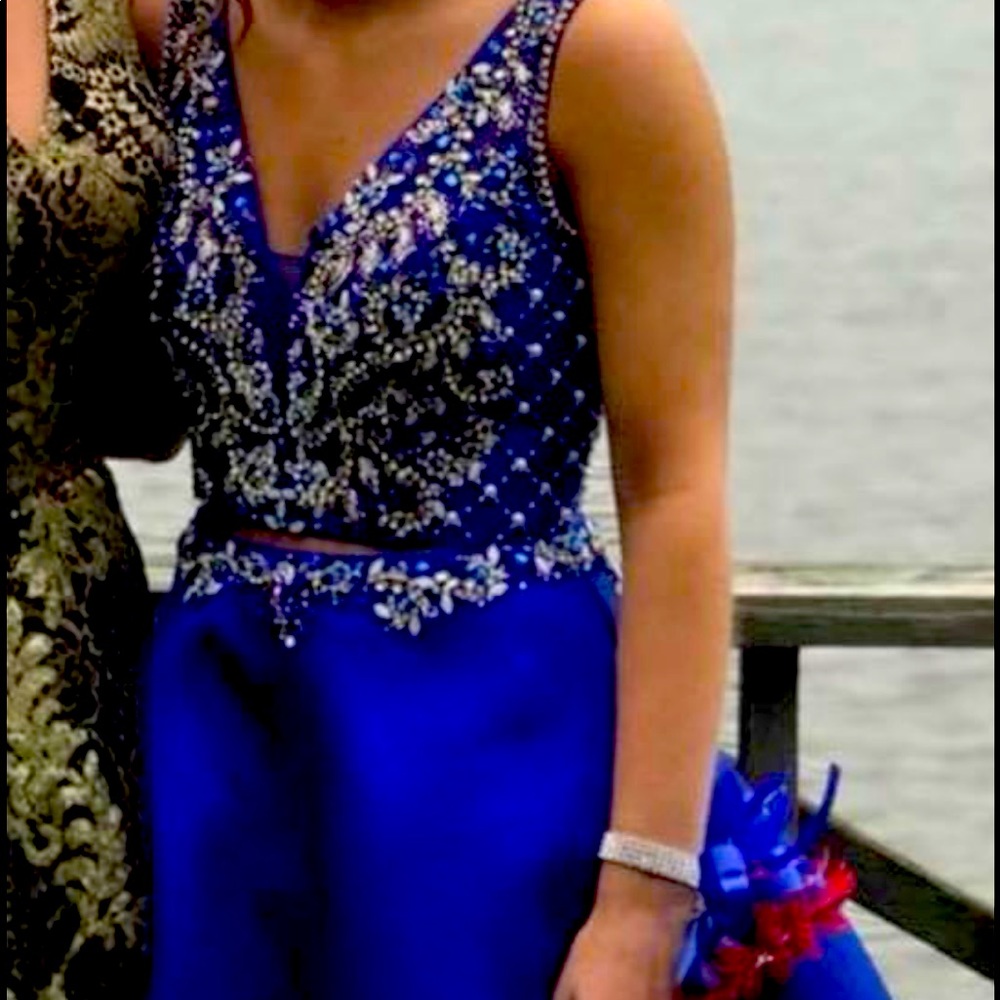 2 piece prom dress